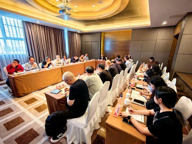 2022針織行業(yè)30強(qiáng)揭曉,中國(guó)針織工業(yè)協(xié)會(huì)第七屆第六次常務(wù)理事擴(kuò)大會(huì)暨第十二屆全國(guó)針織科技大會(huì)成功舉辦